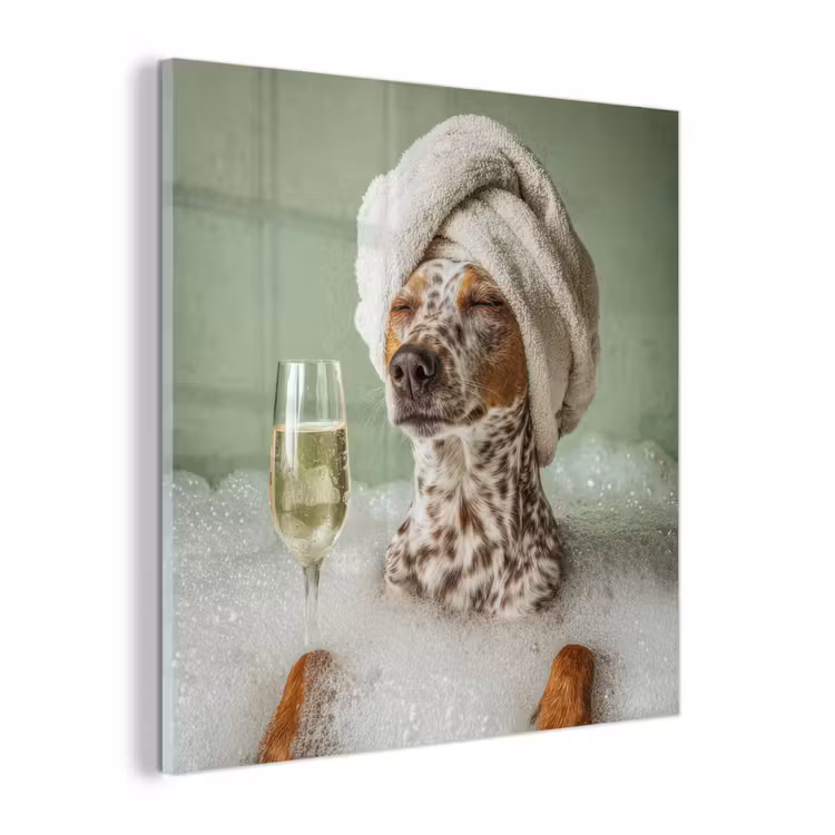 Glas schilderij - Hond - Bad - Champagne - Handdoek — 1