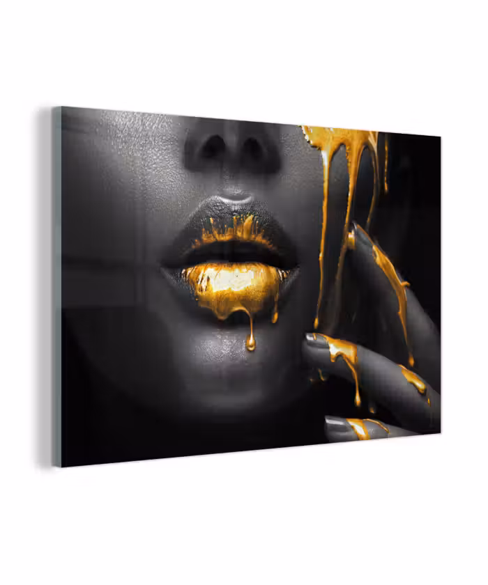 Glas schilderij - Vrouw - Zwart - Goud - Gezicht - Lippen